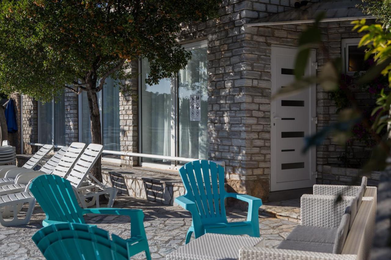 Resort Haus Toma Cesarica Exterior photo